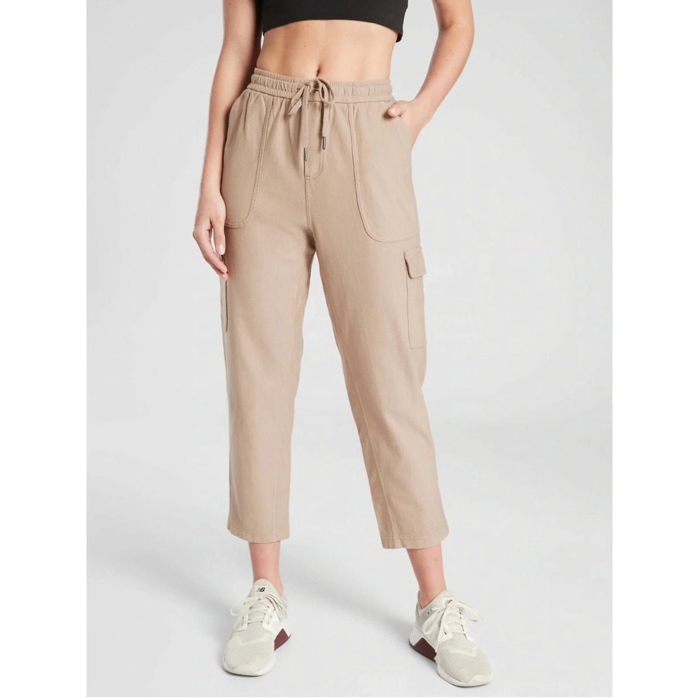 Athleta Farallon Cargo Crop Women Size 6 Tan Good Utility‎ Hiking Pants